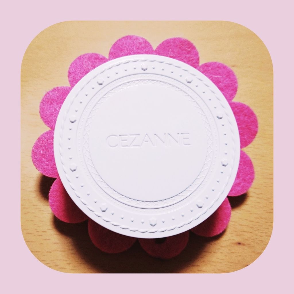 UVクリアフェイスパウダー/CEZANNE/プレストパウダーを使ったクチコミ（1枚目）