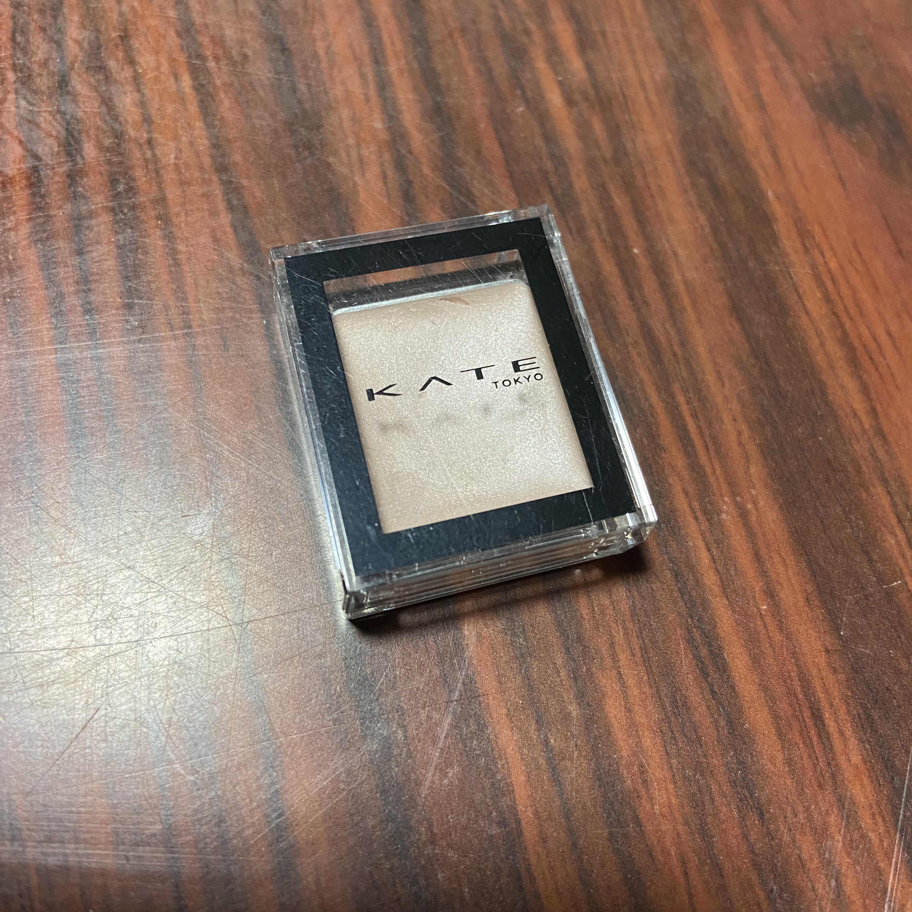 ザ アイカラーベース/KATE/アイシャドウベースを使ったクチコミ（1枚目）