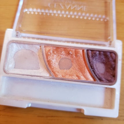 トーンアップアイシャドウ/CEZANNE/アイシャドウパレットを使ったクチコミ(2枚目)