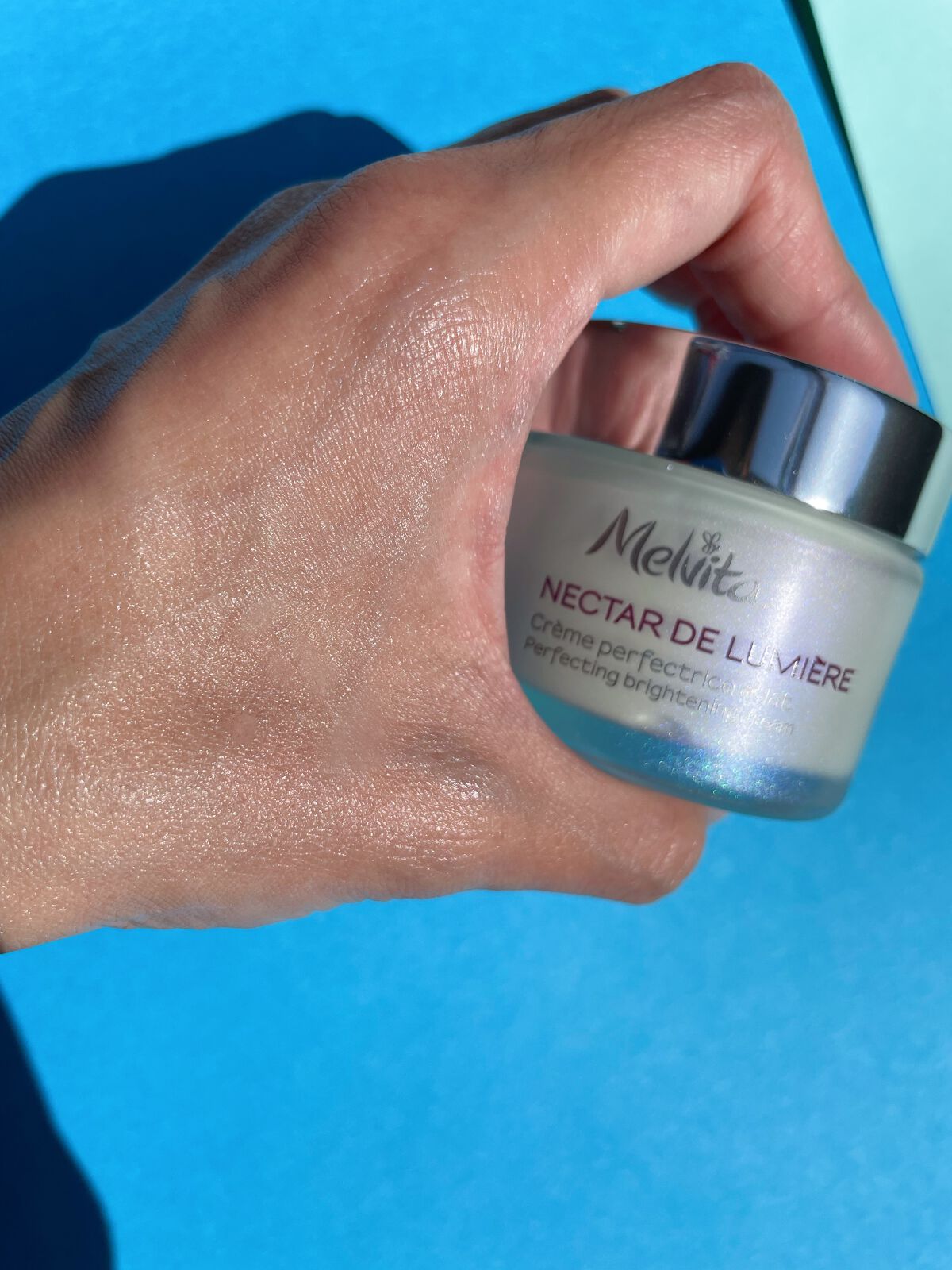 佐藤。フォロバ◎ on LIPS 「発光スキンケアはこれ。海藻のくすみケア。♡••┈┈┈┈┈┈┈┈..」(5枚目)