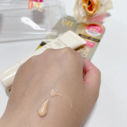 モイストラボ BBエッセンスクリーム/Moist Labo/BBクリームを使ったクチコミ(2枚目)