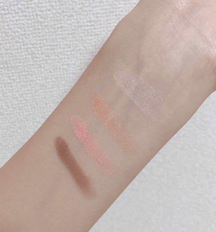 カラフルアイシャドウ/DAISO/アイシャドウパレットを使ったクチコミ(2枚目)