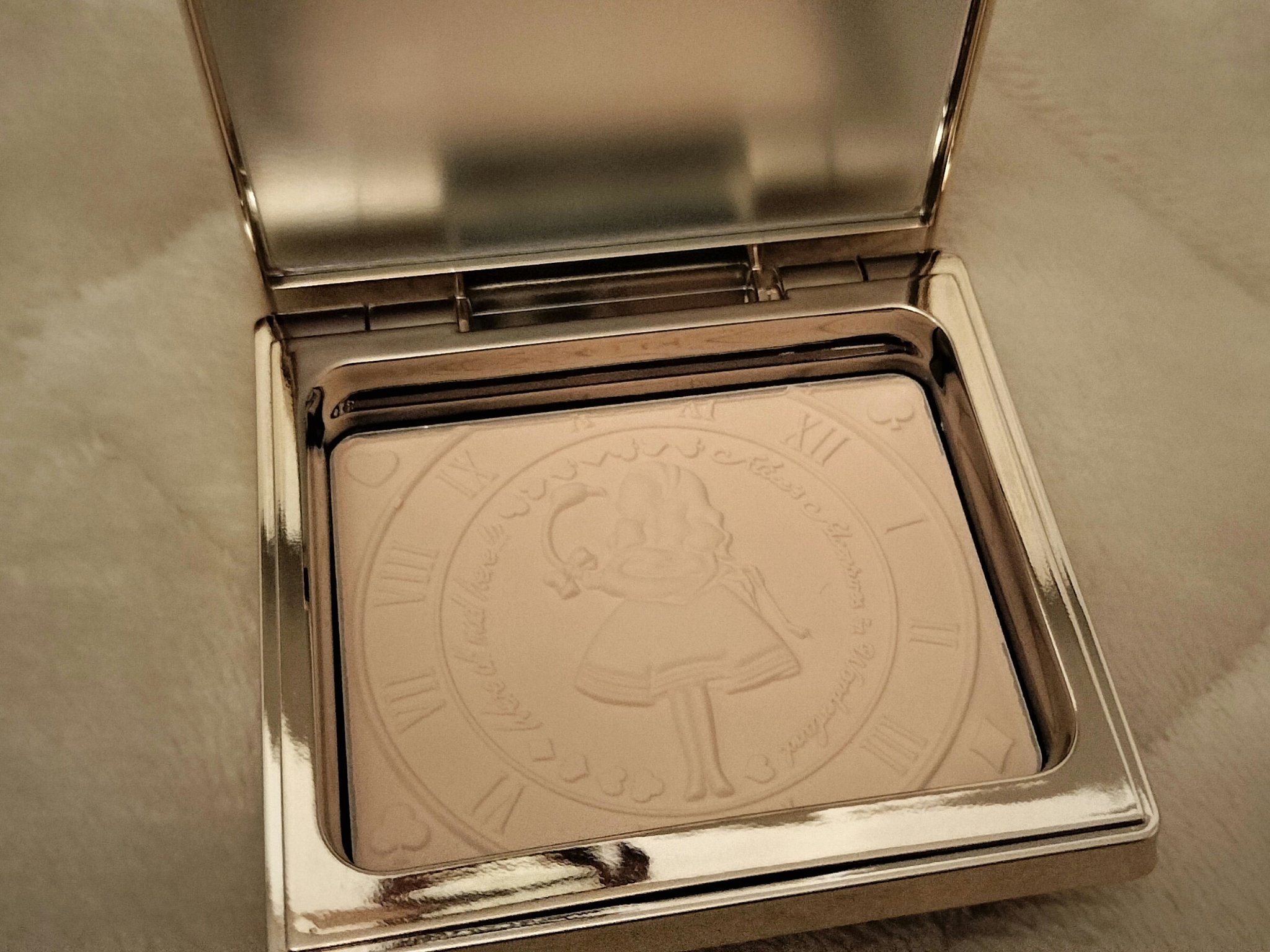 アリス クリアプレストパウダー/ZEESEA/プレストパウダーを使ったクチコミ（2枚目）