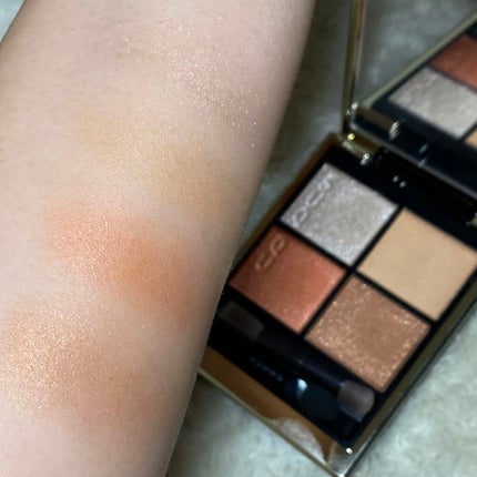 シグニチャー カラー アイズ/SUQQU/アイシャドウパレットを使ったクチコミ(5枚目)