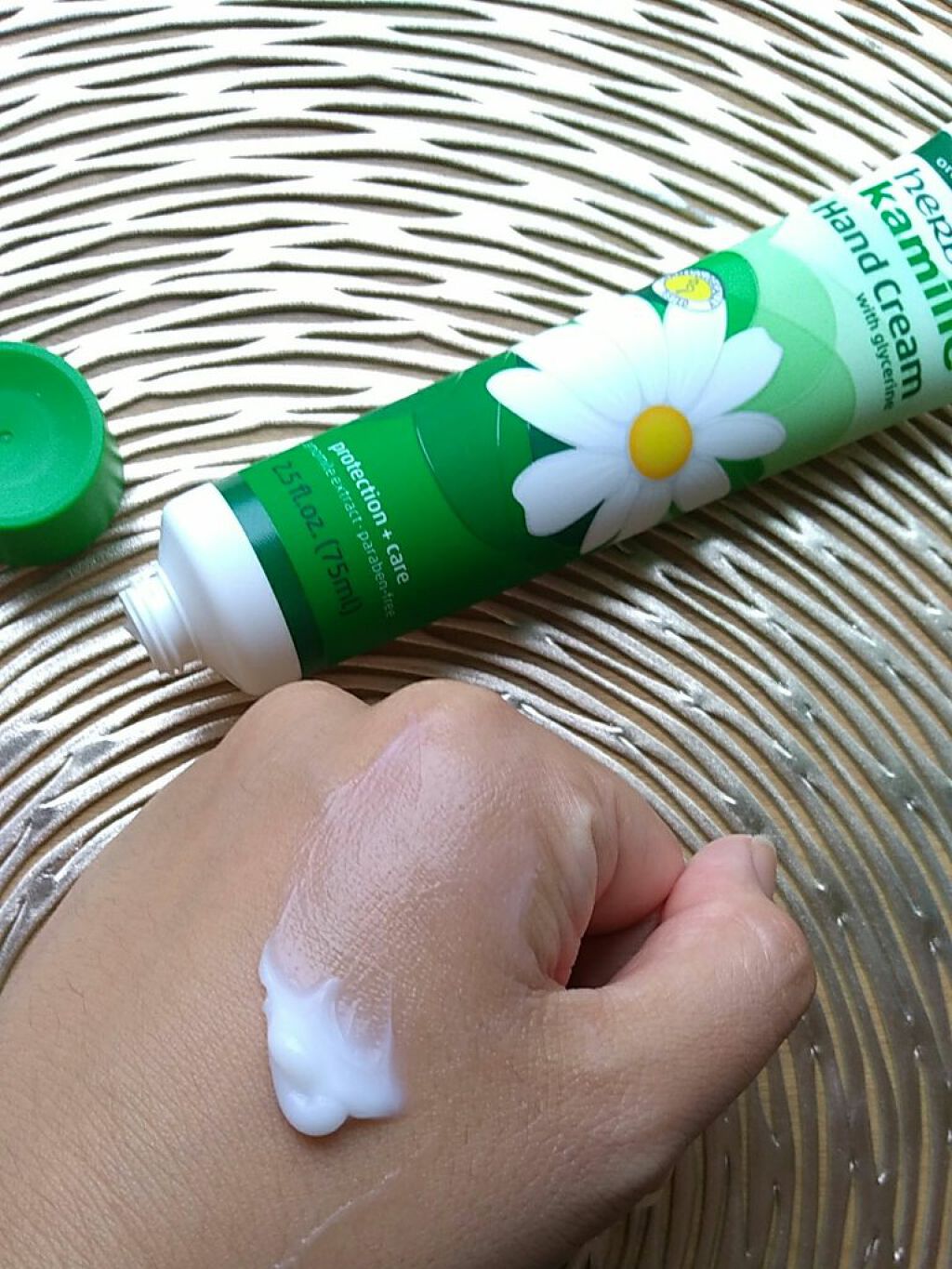 ハーバシン ハンドクリーム オリジナル/ハーバシン/ハンドクリームを使ったクチコミ（1枚目）