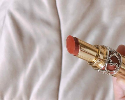 ルージュ ヴォリュプテ シャイン/YVES SAINT LAURENT BEAUTE/口紅を使ったクチコミ(2枚目)