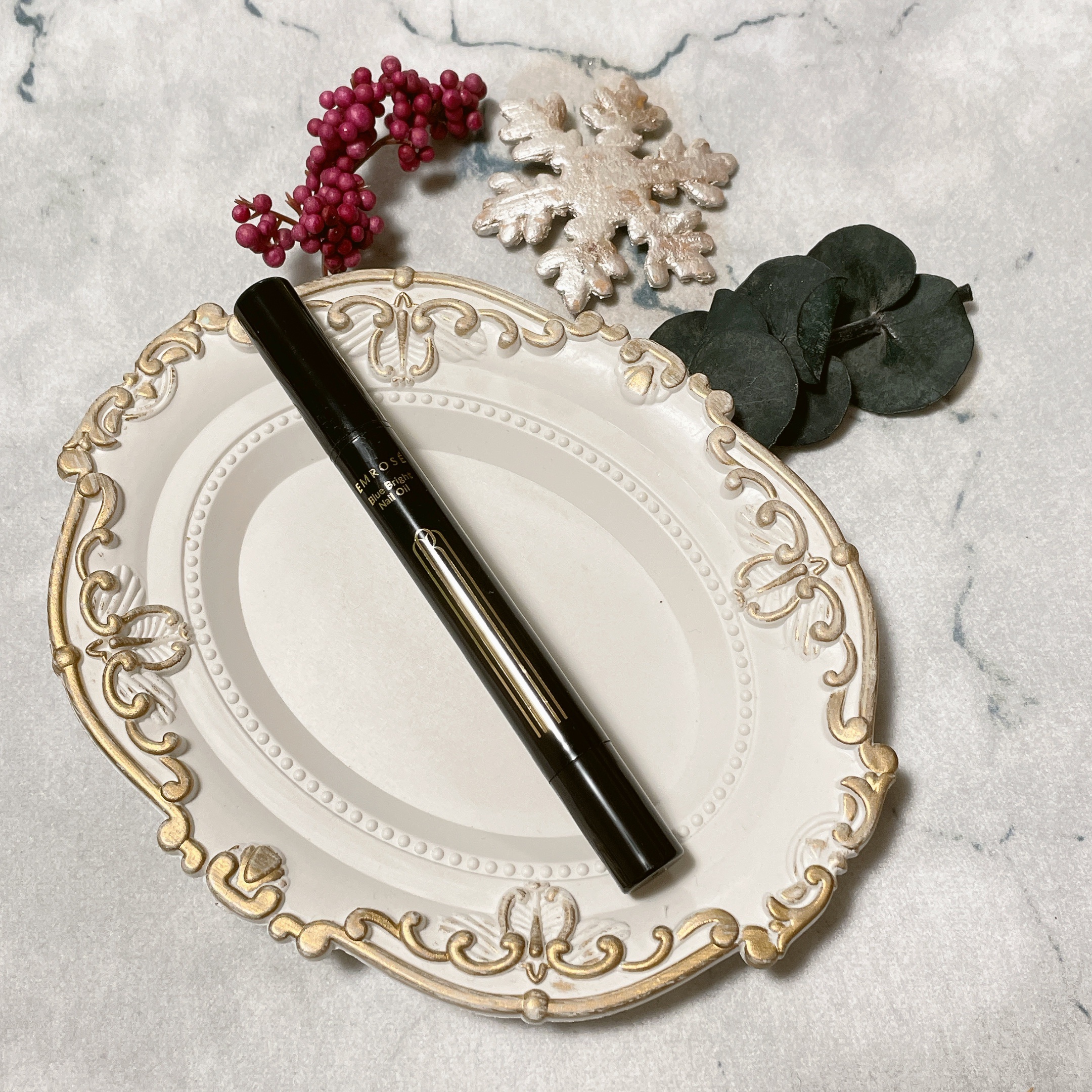 ブルーブライトネイルオイル/EMROSÉ/ネイルオイル・トリートメントを使ったクチコミ（2枚目）