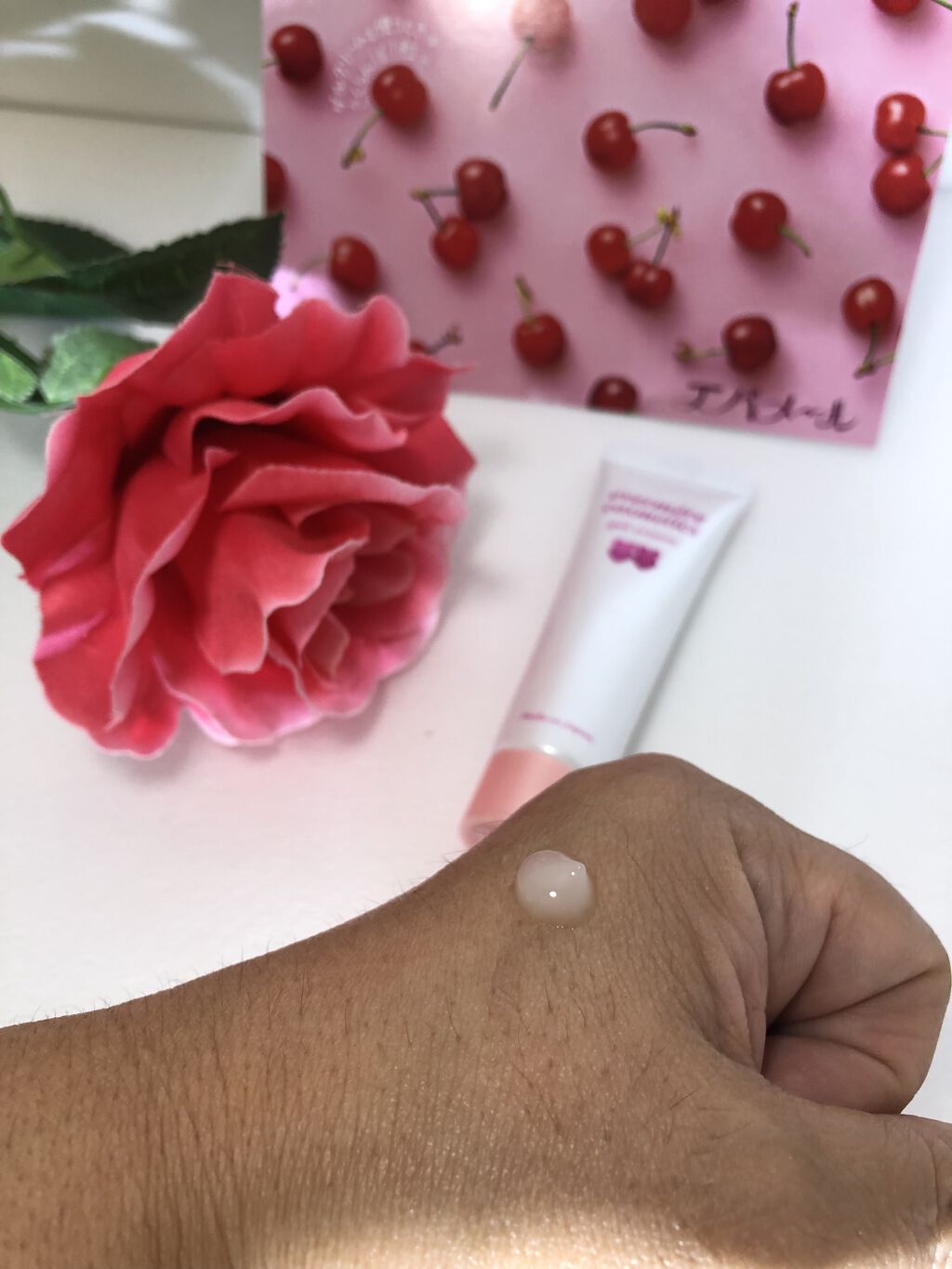 エバメールゲルクリーム/エバメール/ボディクリームを使ったクチコミ（1枚目）