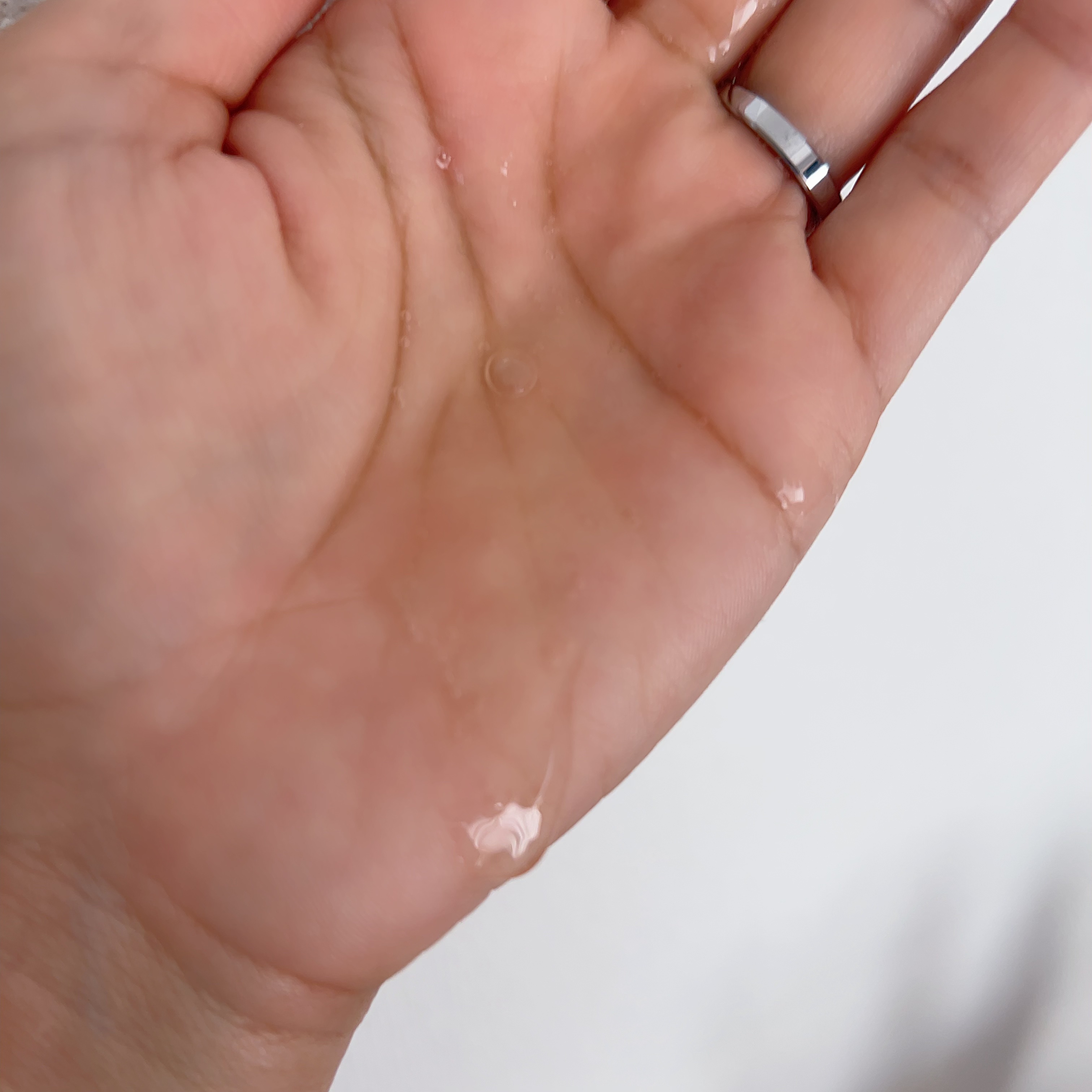 リノヴィール　エッセンスミスト/リノヴィール/アウトバストリートメントを使ったクチコミ（2枚目）