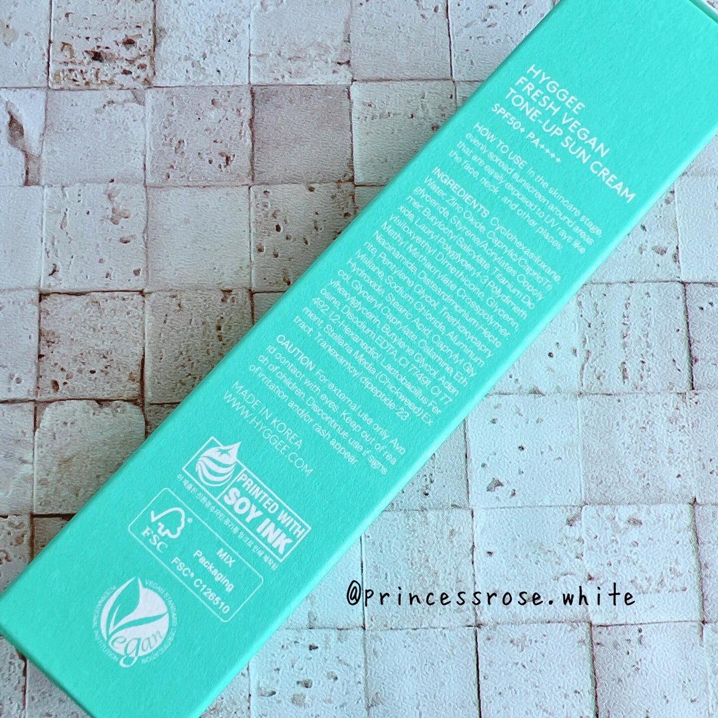 フレッシュヴィーガントーンアップサンクリーム/HYGGEE/日焼け止めクリームを使ったクチコミ(3枚目)