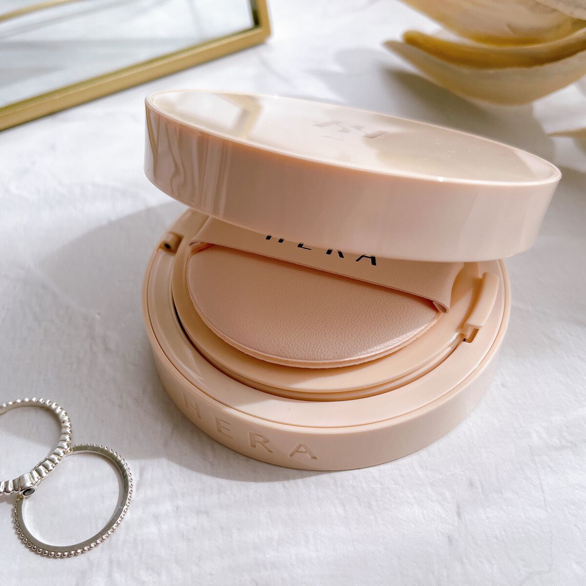 スキン ラディアント グロウ クッション/HERA/クッションファンデーションを使ったクチコミ(5枚目)