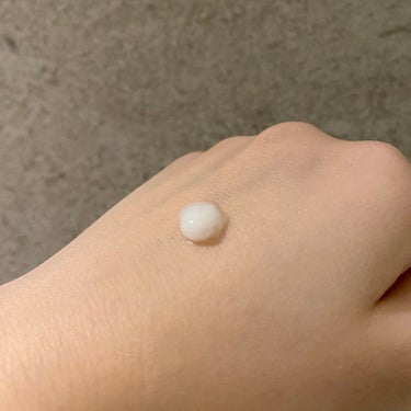 SHIRO サボン ハンド美容液のクチコミ「SHIRO🍃
ホワイトリリー ハンド美容液 

ベタベタしない持ち運びも楽そうなハンドクリーム.....」（2枚目）