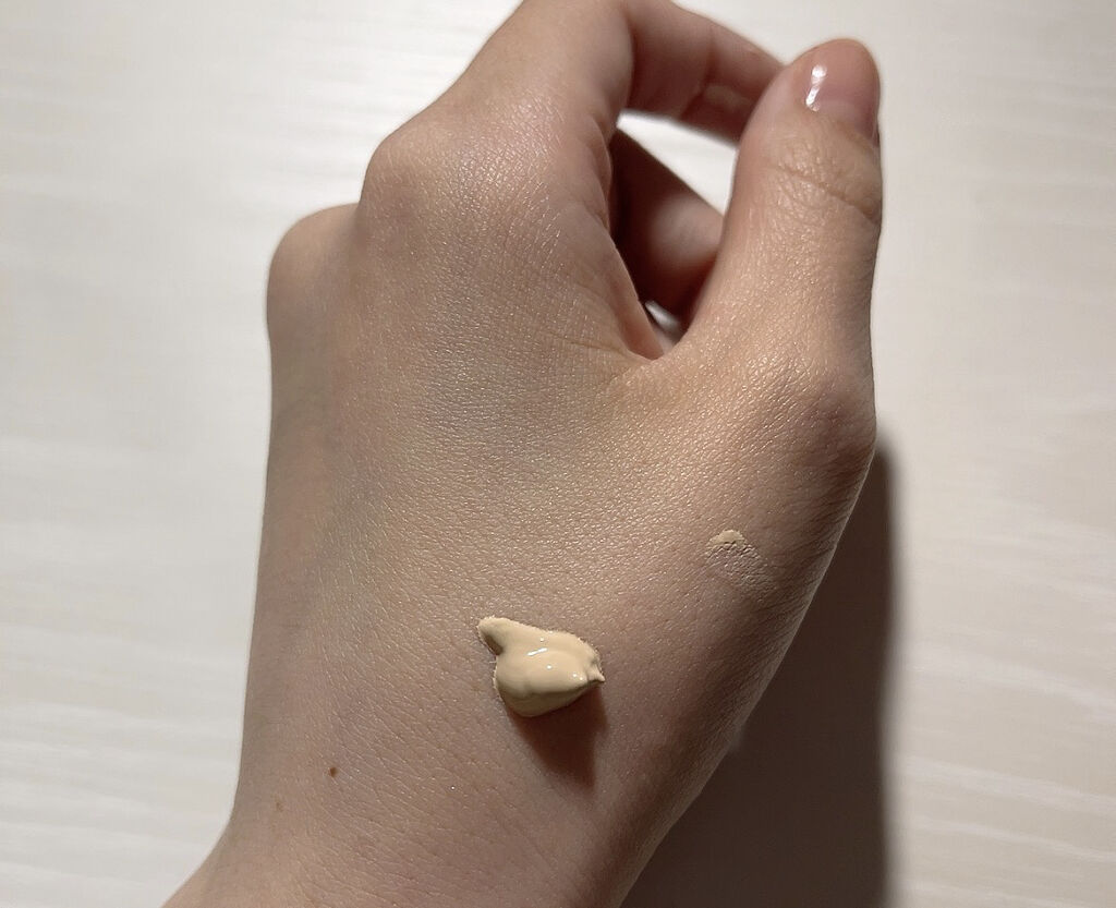 ロングラスティング リキッドファンデーション/Amplitude/リキッドファンデーションを使ったクチコミ（2枚目）