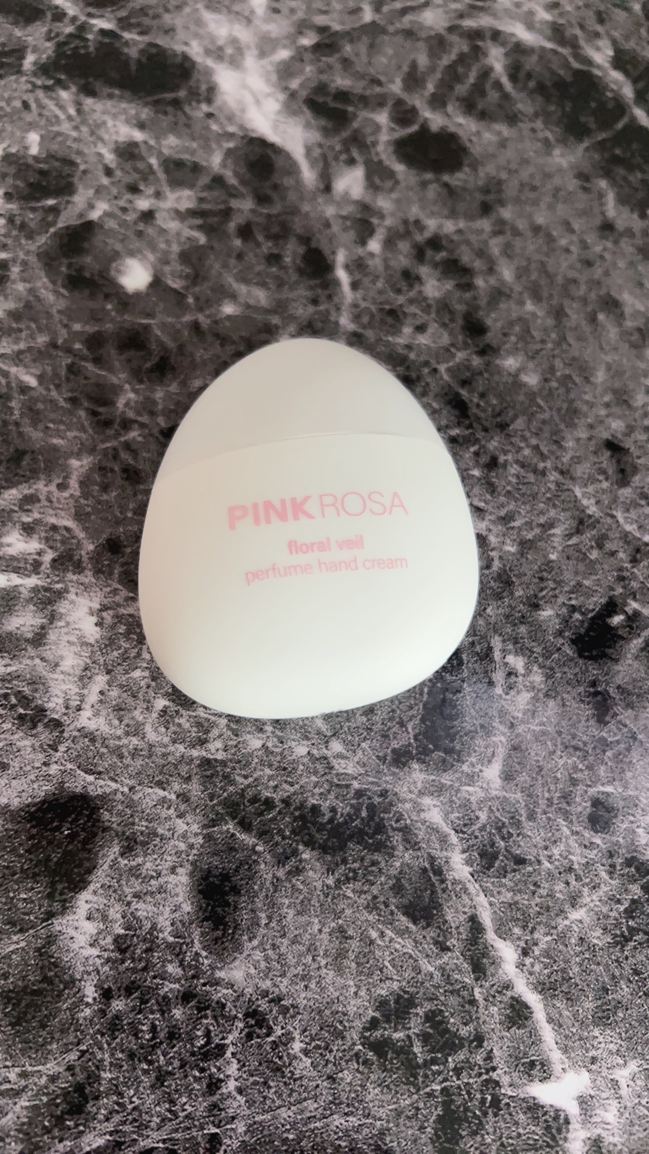 パフューム＆フレグランスハンドクリームセット　フローラルヴェール/PINKROSA/その他キットセットを使ったクチコミ（2枚目）