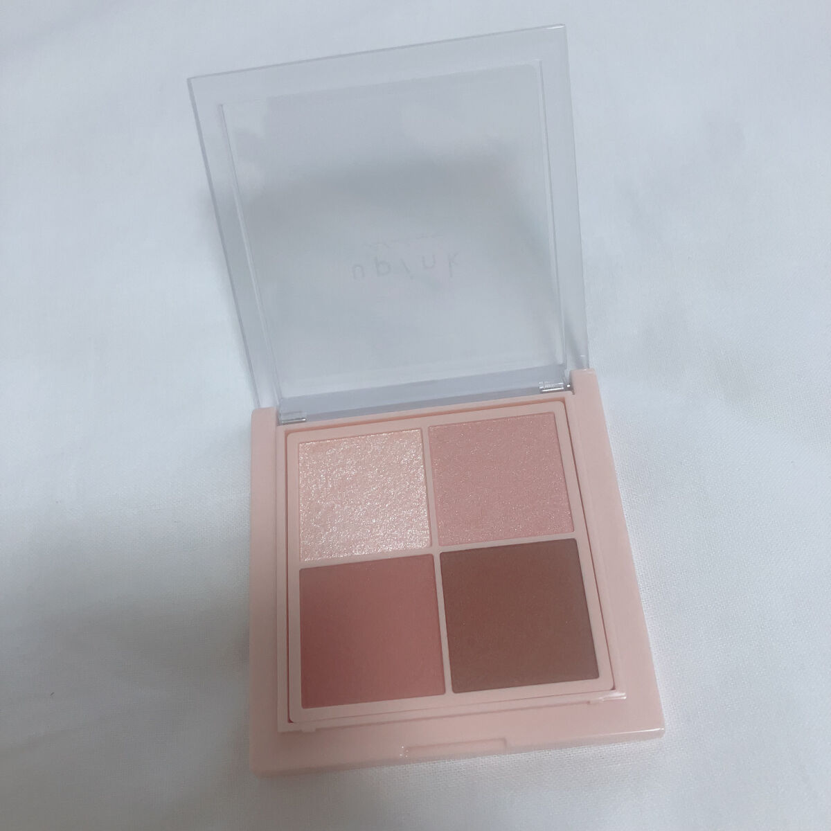 シャインオンステージアイパレット/upink/アイシャドウパレットを使ったクチコミ（2枚目）