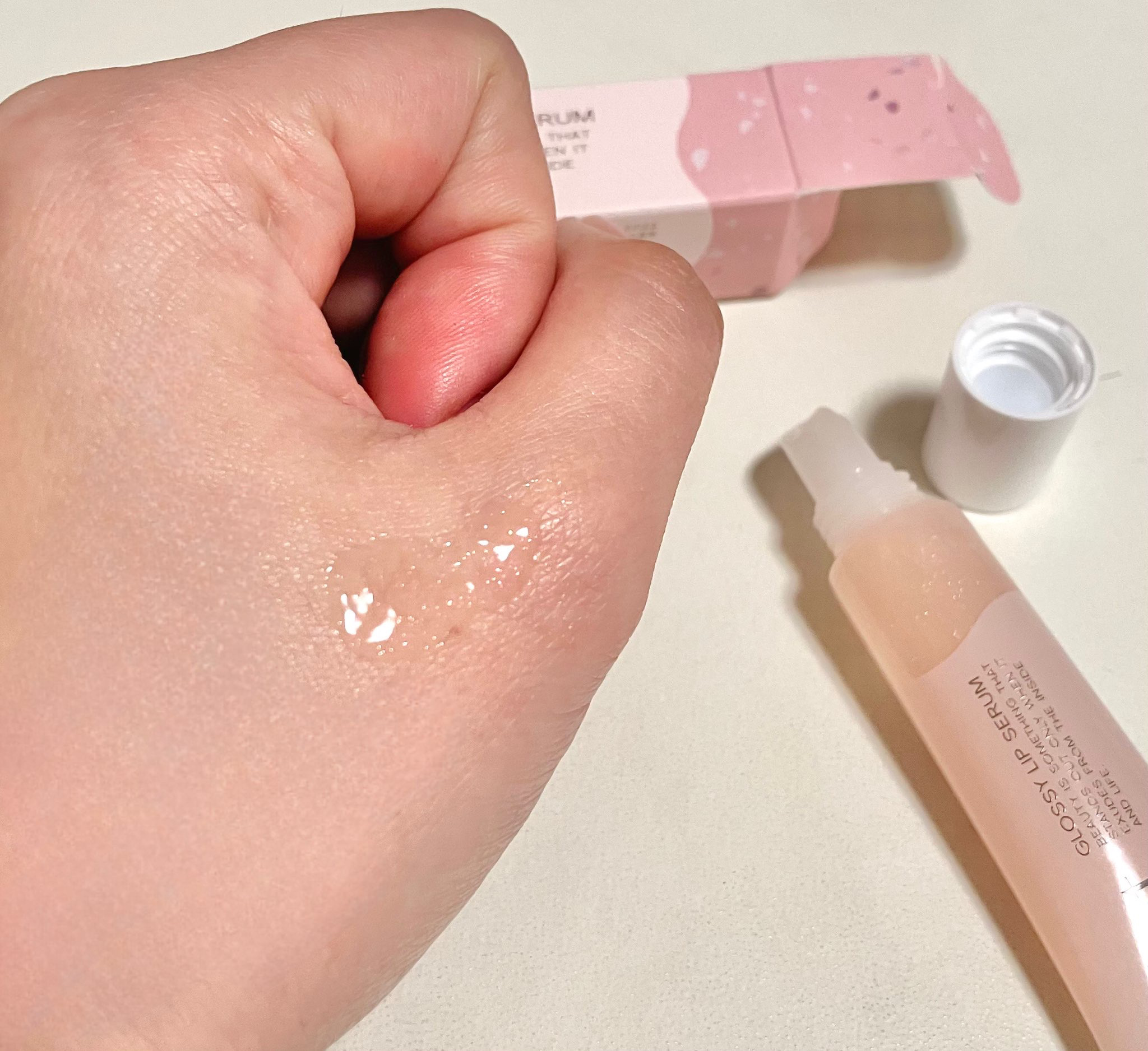 Upt GLOSSY LIP SERUM  dewy shell /Upt/リップケアを使ったクチコミ（2枚目）