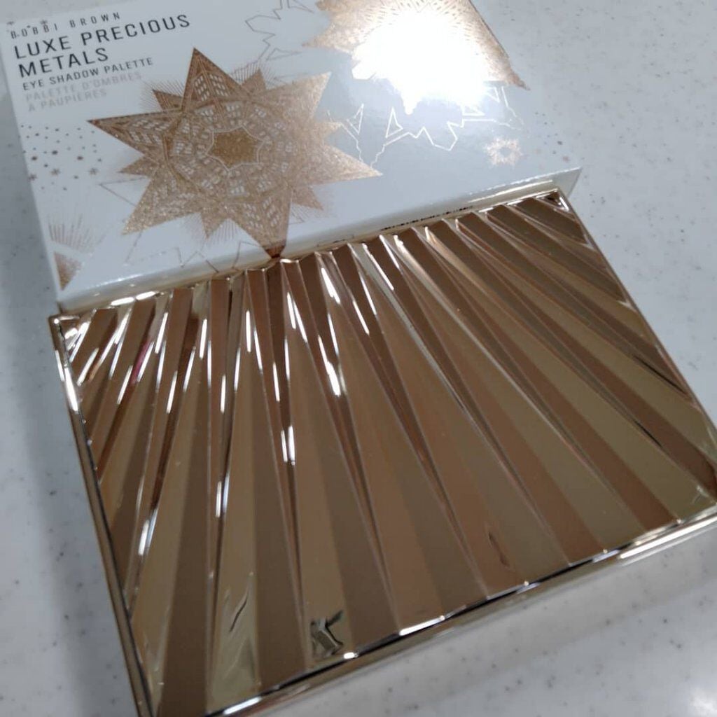 リュクス プレシャス メタルズ アイシャドウ パレット/BOBBI BROWN/アイシャドウパレットを使ったクチコミ(4枚目)