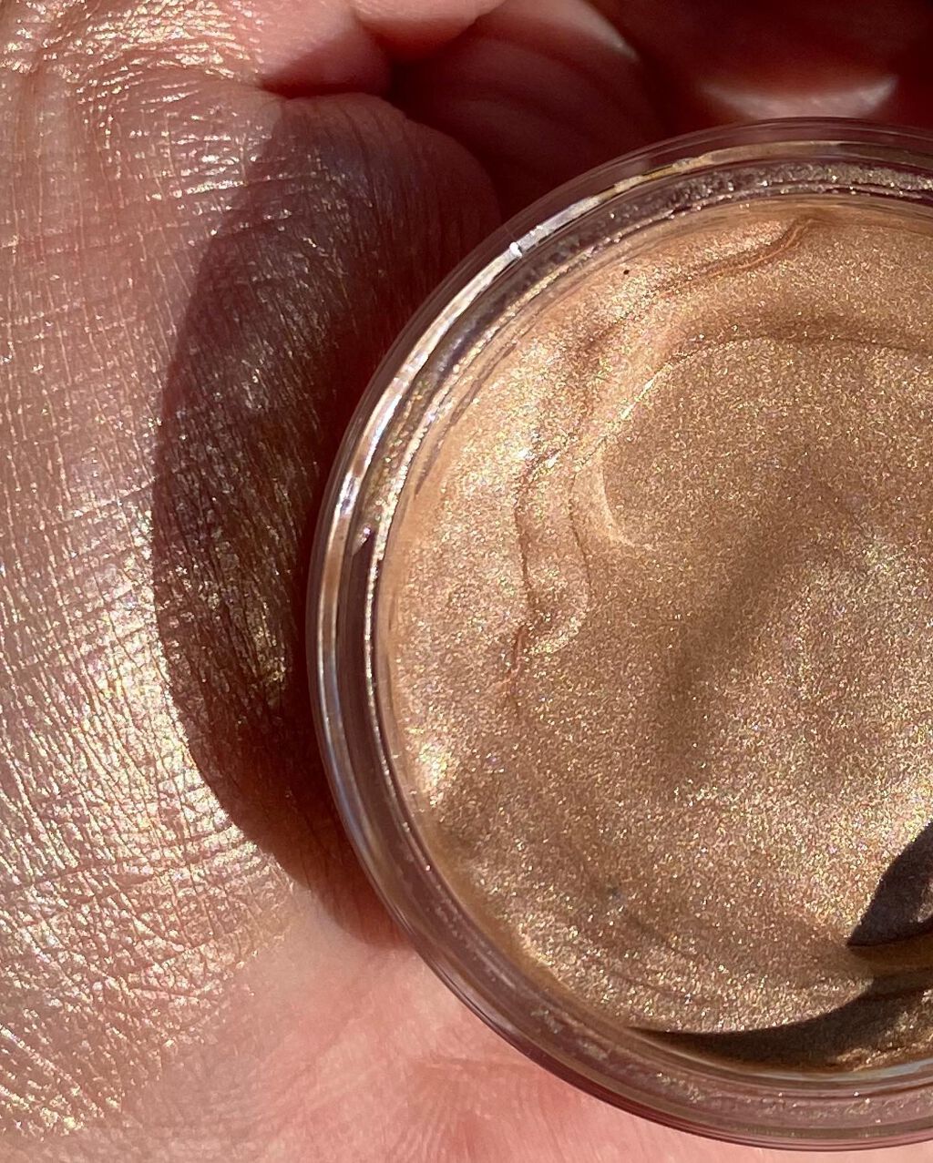 ジェリーハイライター/e.l.f. Cosmetics/クリームハイライトを使ったクチコミ(1枚目)