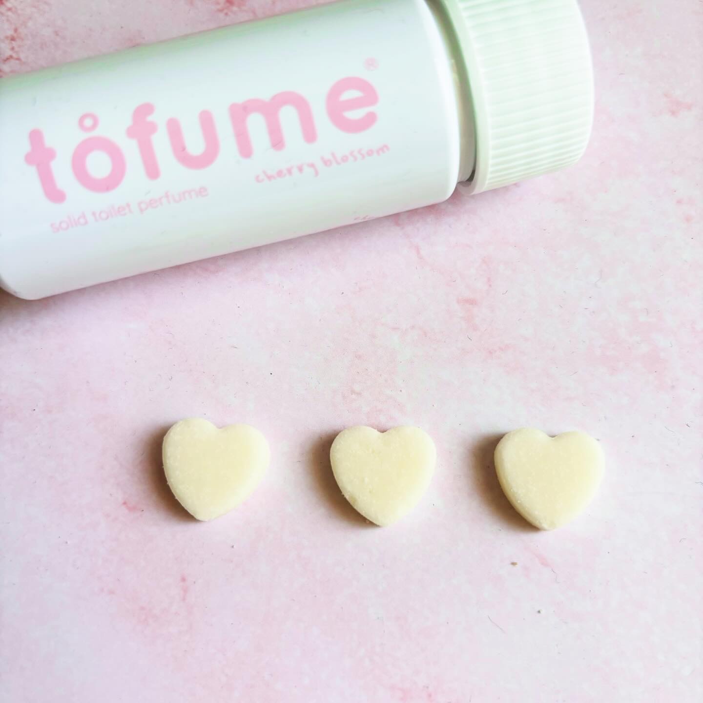 トフューム トイレットパフューム チェリーブロッサム/オンユアライフ/その他を使ったクチコミ（2枚目）