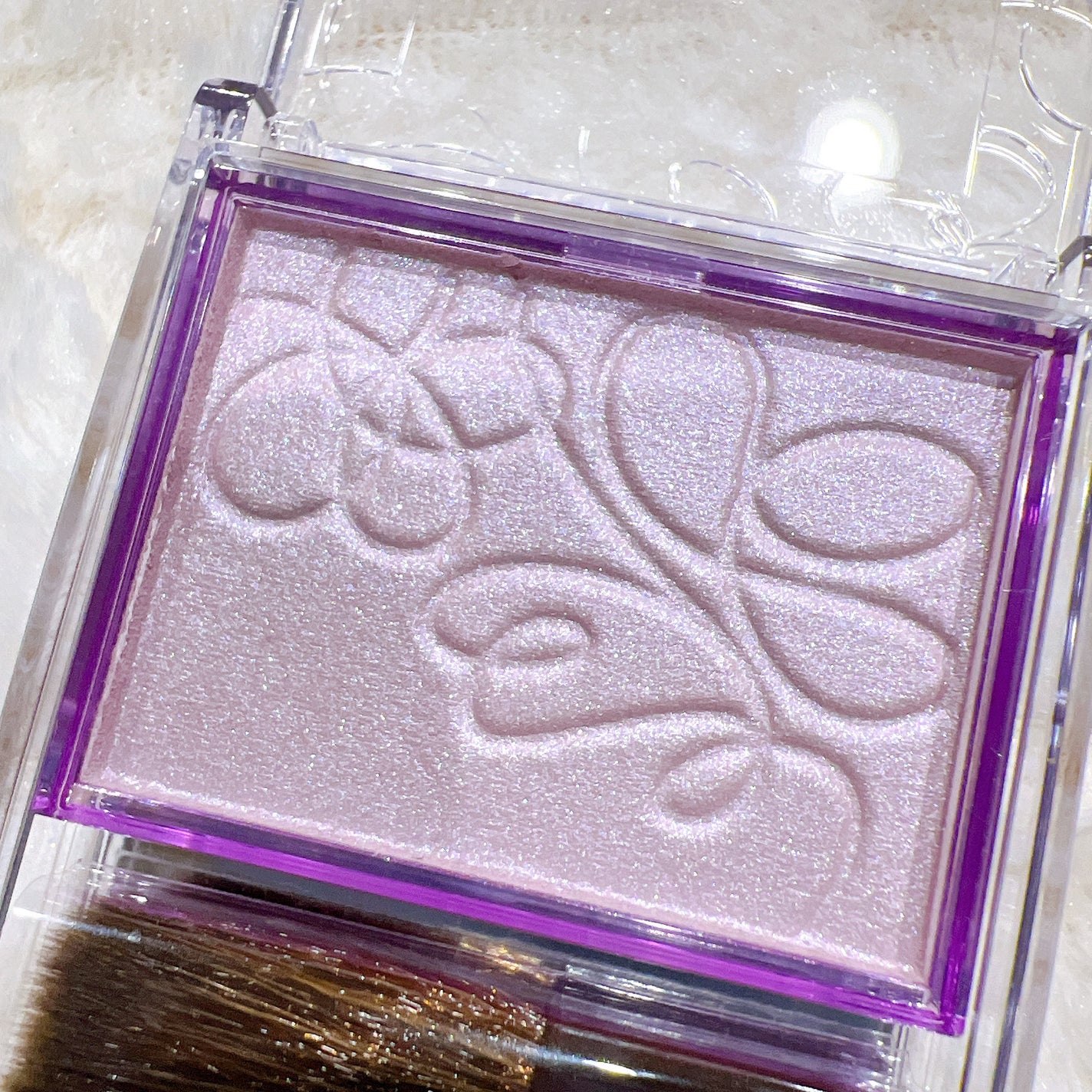 パールグロウニュアンサー/CEZANNE/パウダーハイライトを使ったクチコミ(2枚目)