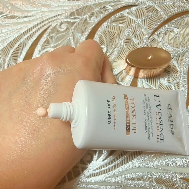 ウォータフルトーンアップサンクリーム/ダルバ/日焼け止めクリームを使ったクチコミ(4枚目)