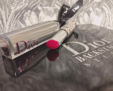 ♡Dior
    アディクトスターシャイン/976



ディオール新発売のリップ💄💖

バックステージの
先行発売で買ってきました！



このステラーシャインは

グレーズド、ミラー、スパークリン