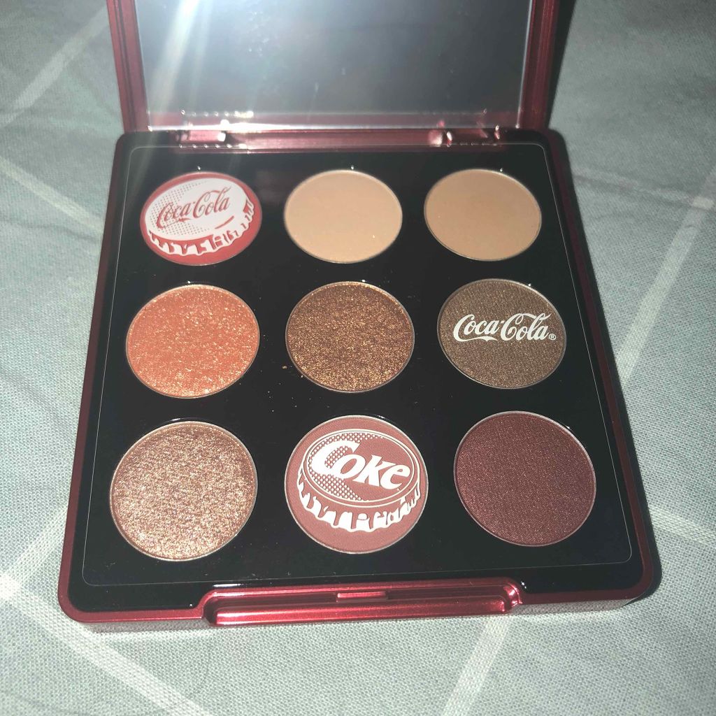 コカコーラ モノ ポップ アイズ/THE FACE SHOP/アイシャドウパレットを使ったクチコミ(2枚目)