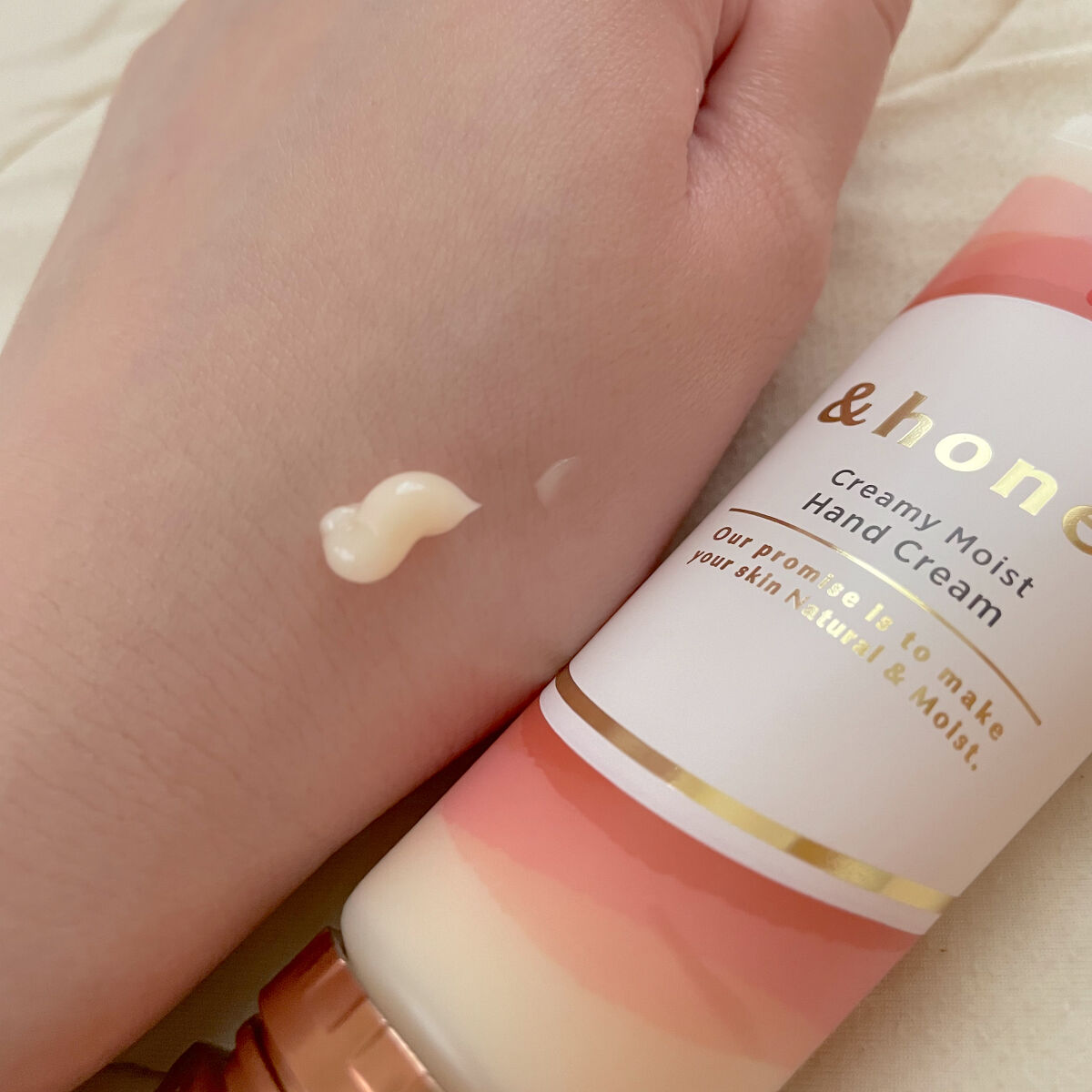 アンドハニー　クリーミーモイスト ハンドクリーム/&honey/ハンドクリームを使ったクチコミ（2枚目）