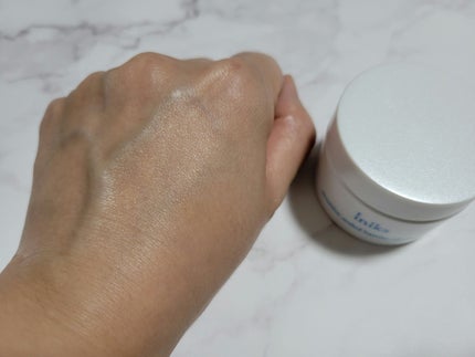 センシティブ シールドバリア オイルクリーム/iniks/フェイスクリームを使ったクチコミ(4枚目)