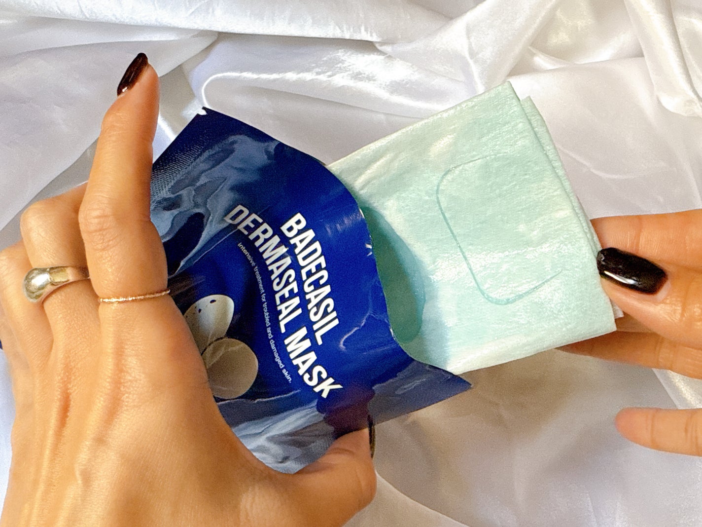 BADECASIL DERMASEAL MASK/23years old/シートマスク・パックを使ったクチコミ(3枚目)