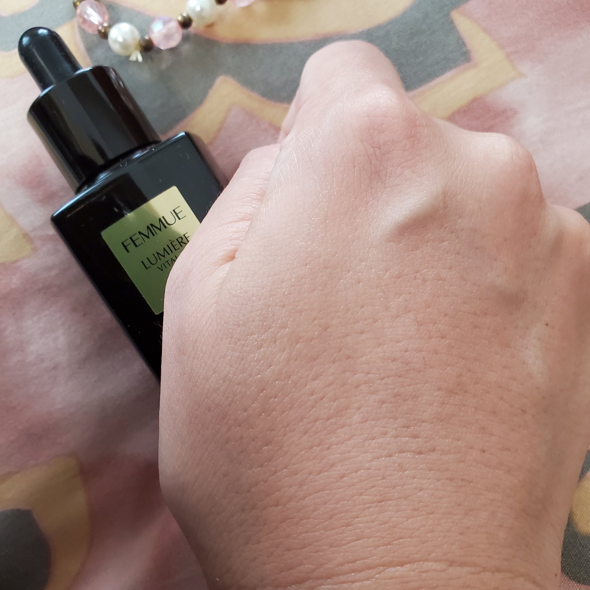 ルミエール ヴァイタルC/FEMMUE/ブースター・導入液を使ったクチコミ（3枚目）