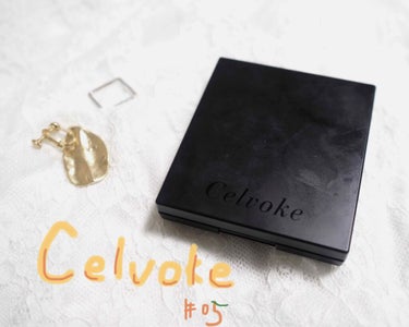 ヴォランタリーベイシス アイパレット/Celvoke/パウダーアイシャドウを使ったクチコミ（2枚目）