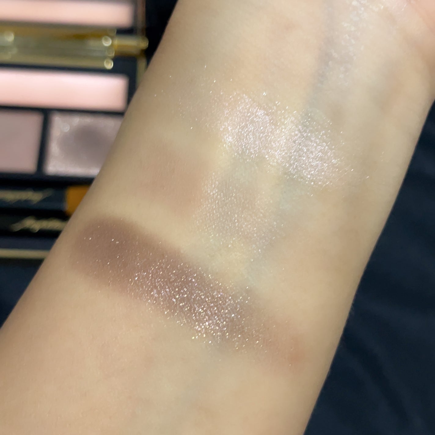 コンスピキュアス アイズ/Amplitude/アイシャドウパレットを使ったクチコミ(3枚目)