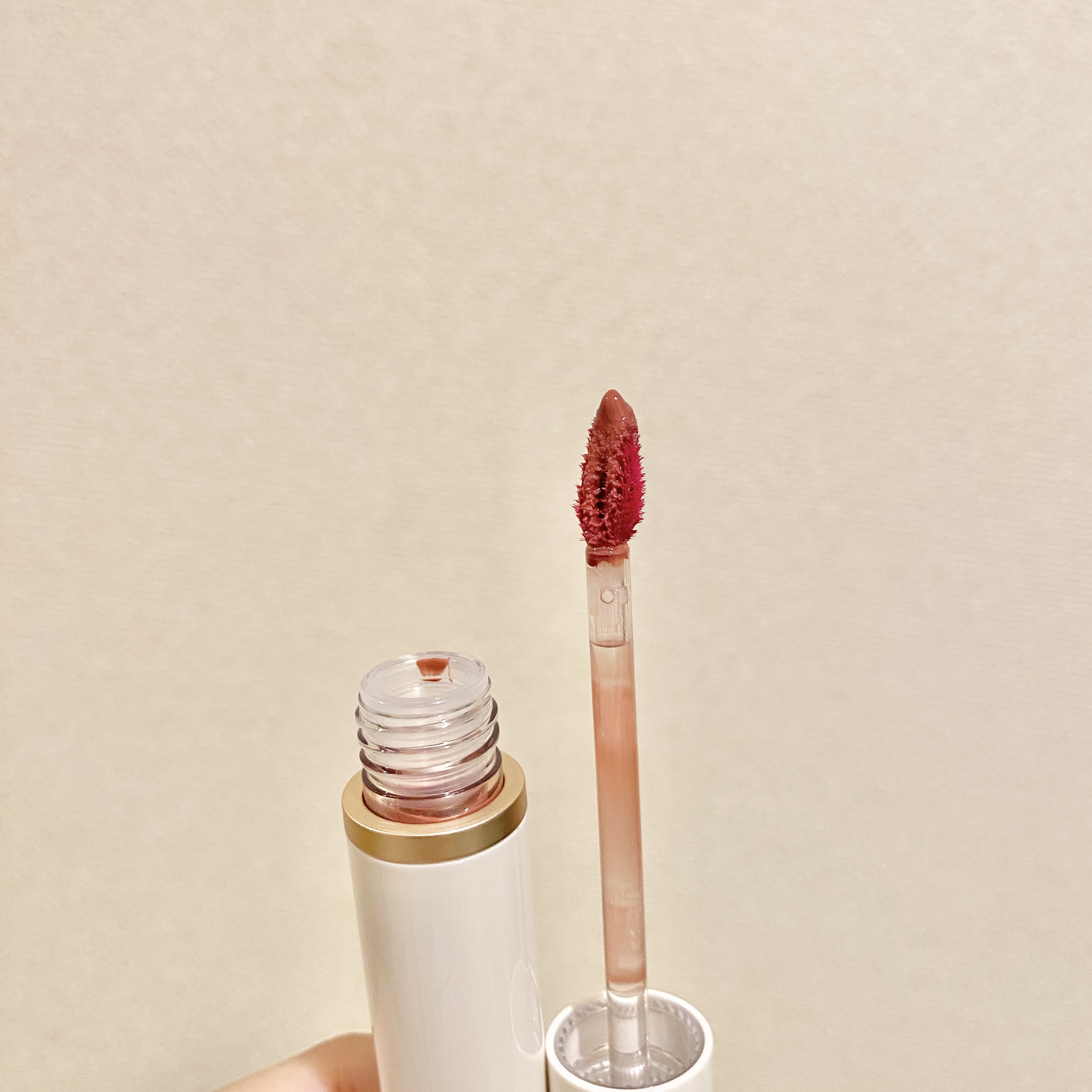 ムードインハンサーウォーターリキッドグロウ/hince/口紅を使ったクチコミ（3枚目）