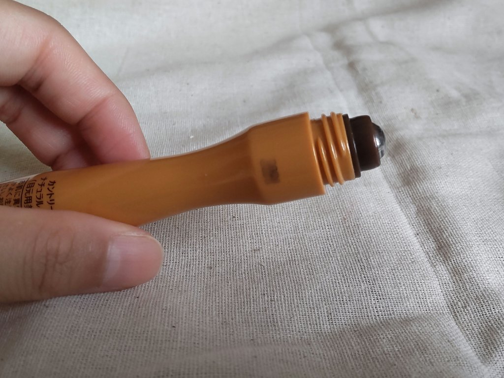 ナチュラルアイロールオンN/カントリー&ストリーム/アイケア・アイクリームを使ったクチコミ（2枚目）