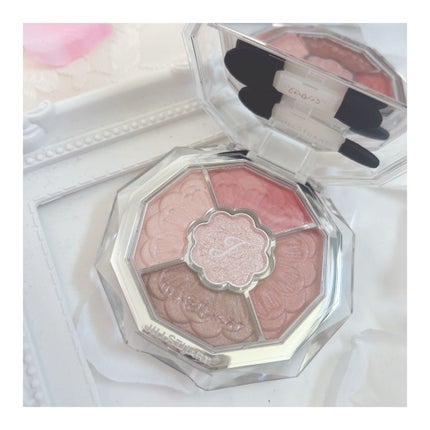 ジルスチュアート ブルームクチュール アイズ ジュエルドブーケ/JILL STUART/アイシャドウパレットを使ったクチコミ(4枚目)