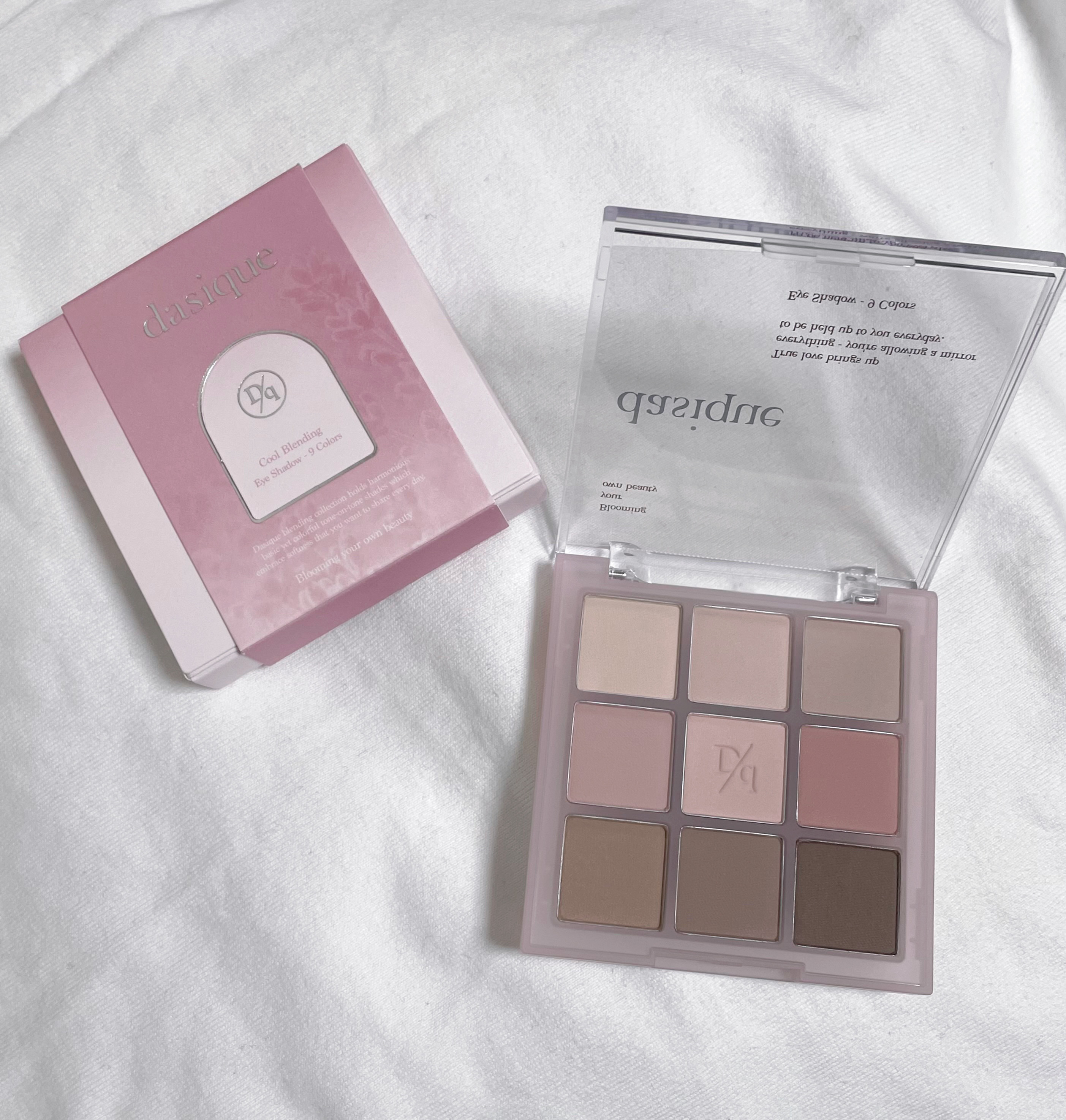 シャドウパレット 13 クール ブレンディング/dasique/アイシャドウパレットを使ったクチコミ（2枚目）