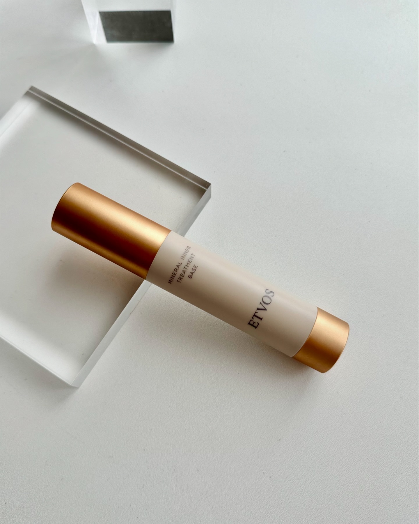 ミネラルロングラッシュマスカラ モーブボルドー/エトヴォス/マスカラを使ったクチコミ（2枚目）