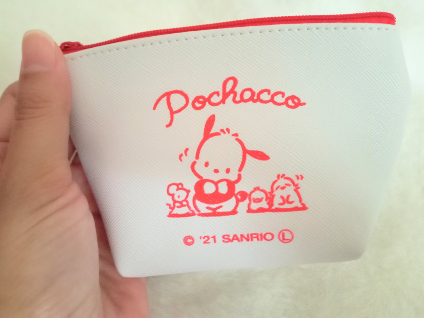 れー(ꕤ ॑꒳ ॑*) on LIPS 「ワッツで発見!ポッチャコのミニポーチワッツで見つけて購入しまし..」(2枚目)