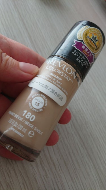 カラーステイ メイクアップ/REVLON/リキッドファンデーションを使ったクチコミ（1枚目）