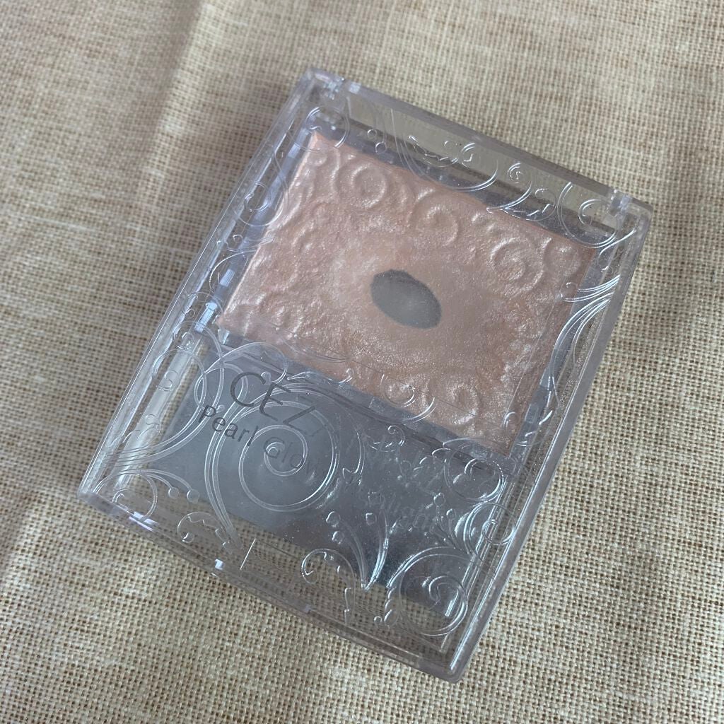 パールグロウハイライト/CEZANNE/パウダーハイライトを使ったクチコミ(2枚目)