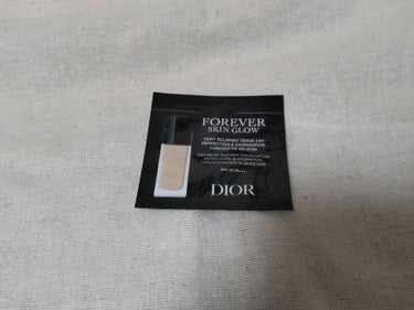 ディオールスキン フォーエヴァー フルイド グロウ 1Nニュートラル/Dior/リキッドファンデーションの画像