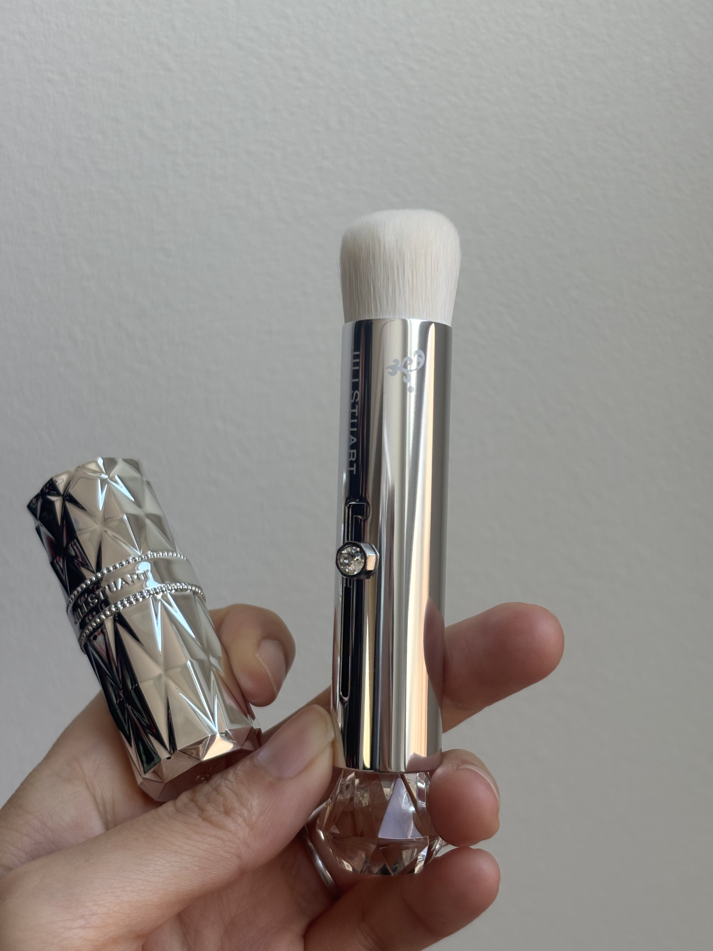 チークカラー ブラシ/JILL STUART/メイクブラシを使ったクチコミ（2枚目）