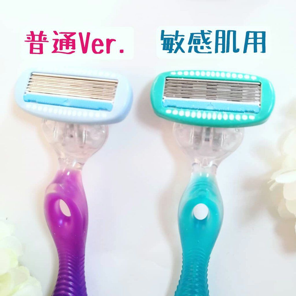 ハイドロシルク 敏感肌用 ホルダー （刃付き＋替刃１コ）/ハイドロシルク/シェーバーを使ったクチコミ（2枚目）