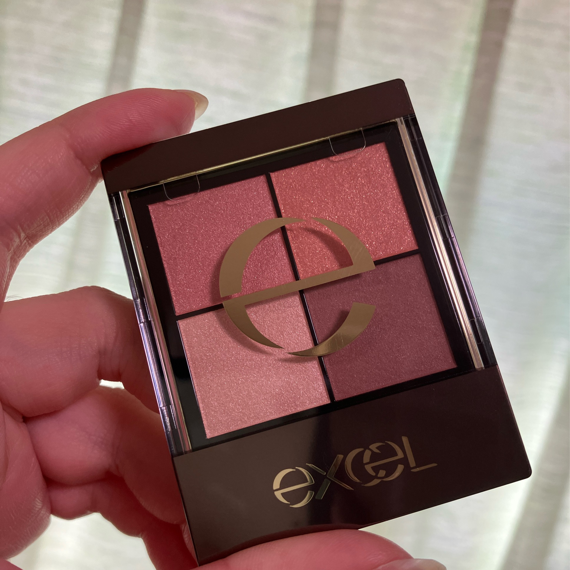 リアルクローズシャドウ/excel/アイシャドウパレットを使ったクチコミ（1枚目）