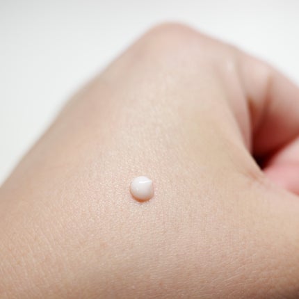 クレ・ド・ポー ボーテ ヴォワールマティフィアンリサン/クレ・ド・ポー ボーテ/化粧下地を使ったクチコミ(2枚目)