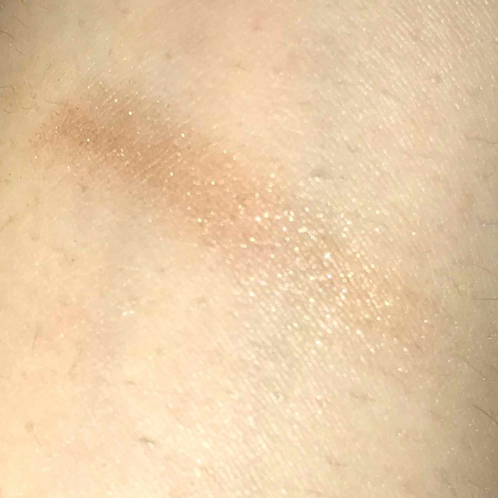 シャイニーシャドウ N/excel/単色アイシャドウを使ったクチコミ（3枚目）