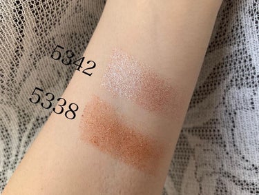 ハードワイヤードアイシャドー 5338/NARS/パウダーアイシャドウを使ったクチコミ（2枚目）