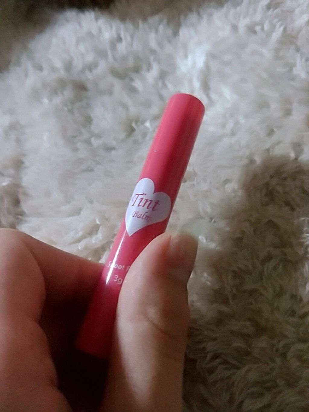 あいな on LIPS 「これまた、百均ですが、このティントバームも凄くいいです!塗り心..」(1枚目)