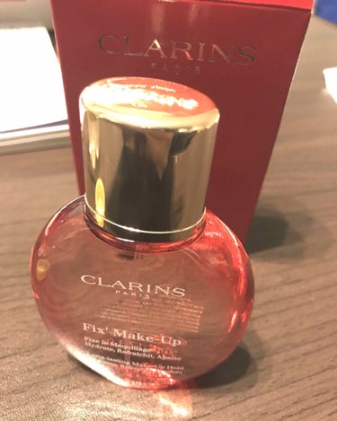 フィックス メイクアップ/CLARINS/ミスト状化粧水を使ったクチコミ（1枚目）